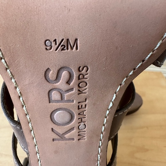 Michael Kors high heels. Women’s size 9.5. - Picture 7 of 10